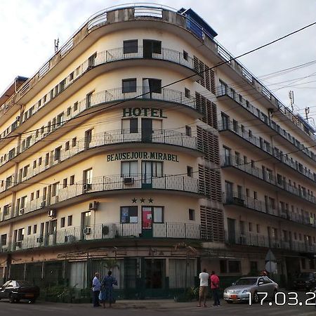 Hotel Beausejour Mirabel Bonaberi Exterior photo